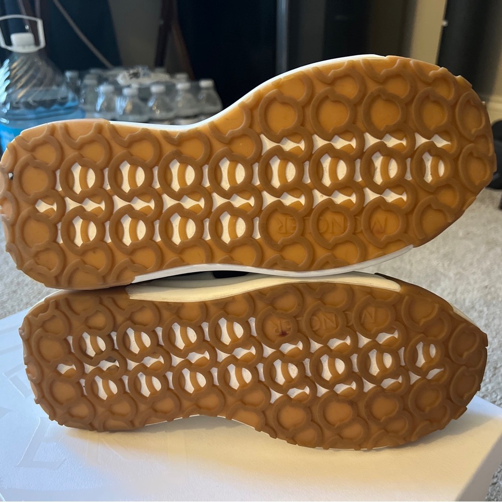 Moncler men sneakers very good condition 10/10 size EU 40 US 8 - Picture 7 of 10